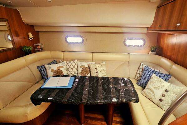 Tiara Yachts 4300 Sovran Yacht For Sale