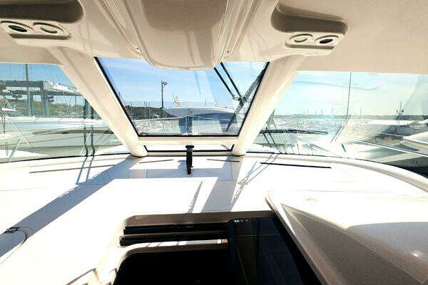 Tiara Yachts 4300 Sovran Yacht For Sale