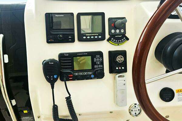 Tiara Yachts 4300 Sovran Yacht For Sale