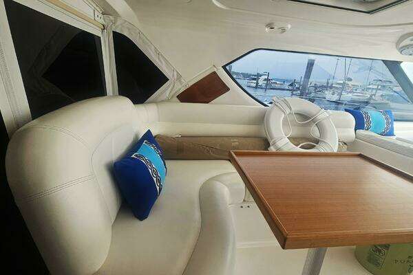 Tiara Yachts 4300 Sovran Yacht For Sale