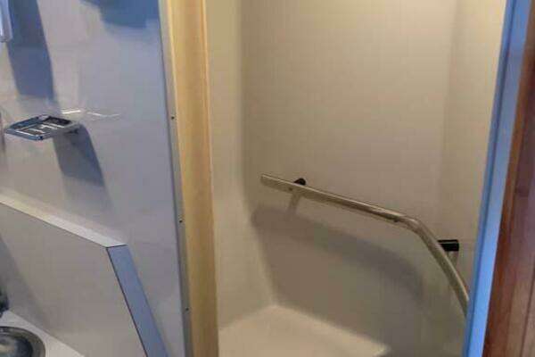 Photo of the 1989 Sea Ray 390 Express "Double Eagle"