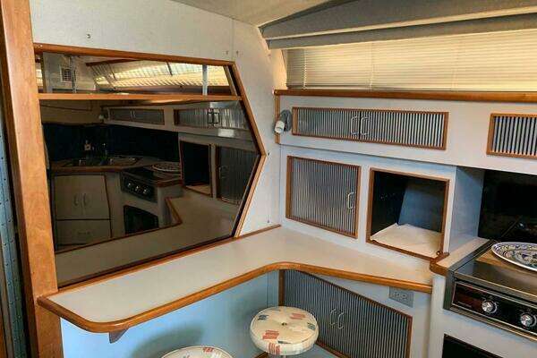 Photo of the 1989 Sea Ray 390 Express "Double Eagle"