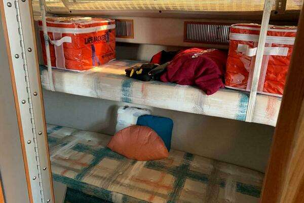 Photo of the 1989 Sea Ray 390 Express "Double Eagle"