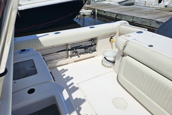 2011 Grady-White 30