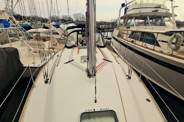 37ft Jeanneau Yacht For Sale 37ft Jeanneau Yacht For Sale