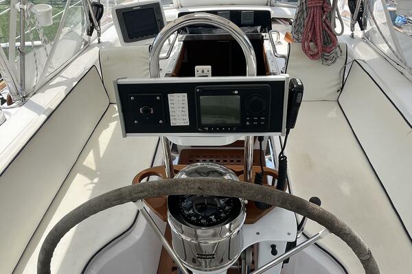 Elouise 54ft Hylas Yacht For Sale Elouise 54ft Hylas Yacht For Sale
