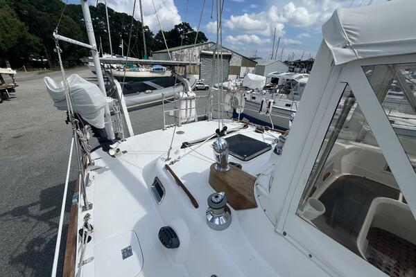 Elouise 54ft Hylas Yacht For Sale Elouise 54ft Hylas Yacht For Sale