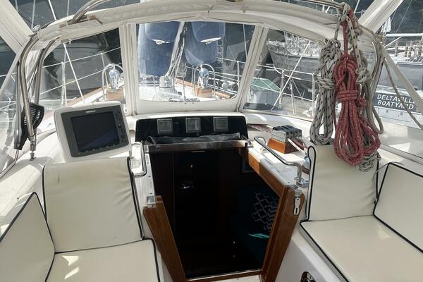 Elouise 54ft Hylas Yacht For Sale Elouise 54ft Hylas Yacht For Sale