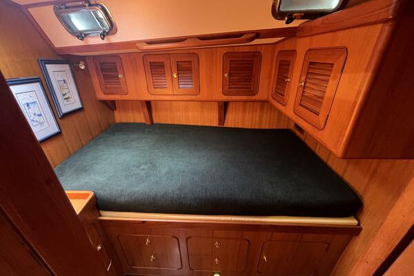 Elouise 54ft Hylas Yacht For Sale Elouise 54ft Hylas Yacht For Sale
