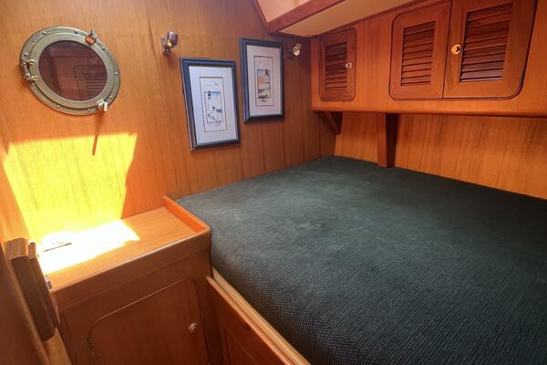 Elouise 54ft Hylas Yacht For Sale Elouise 54ft Hylas Yacht For Sale