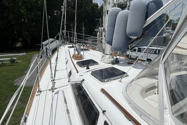 Elouise 54ft Hylas Yacht For Sale Elouise 54ft Hylas Yacht For Sale
