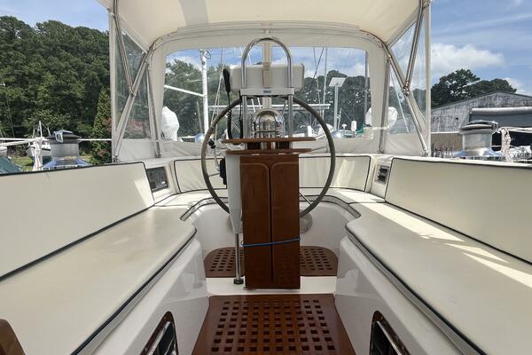 Elouise 54ft Hylas Yacht For Sale Elouise 54ft Hylas Yacht For Sale