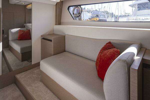 Prestige 460 Yacht For Sale