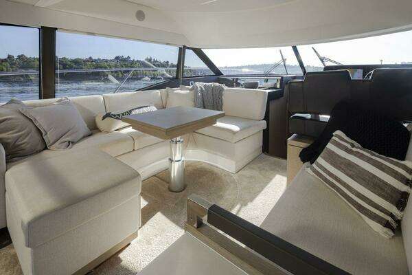 Prestige 460 Yacht For Sale