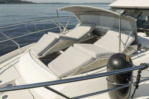 Prestige 460 Yacht For Sale
