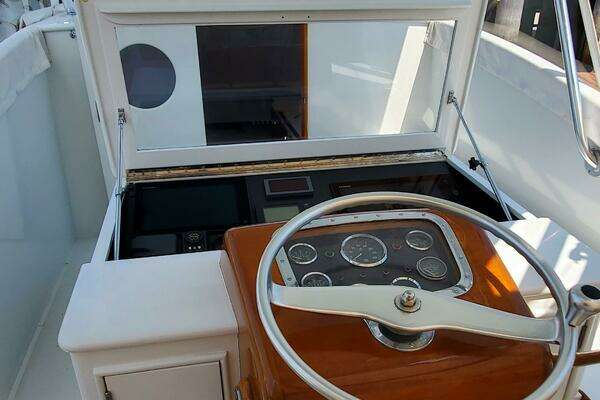 Rybovich 32 Express Walkaround Sportfish Yacht For Sale