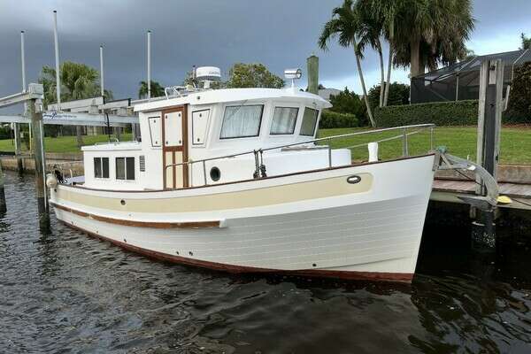 30-ft-Sundowner Tug-1984-Scout-Stuart Florida United States yacht for sale