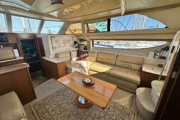 Meridian 368 Yacht For Sale