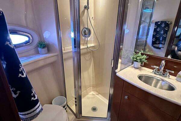 Meridian 368 Yacht For Sale