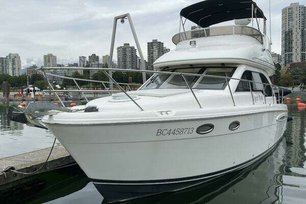 Photo of the 2005 Meridian Meridian 341