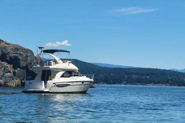 Photo of the 2005 Meridian Meridian 341