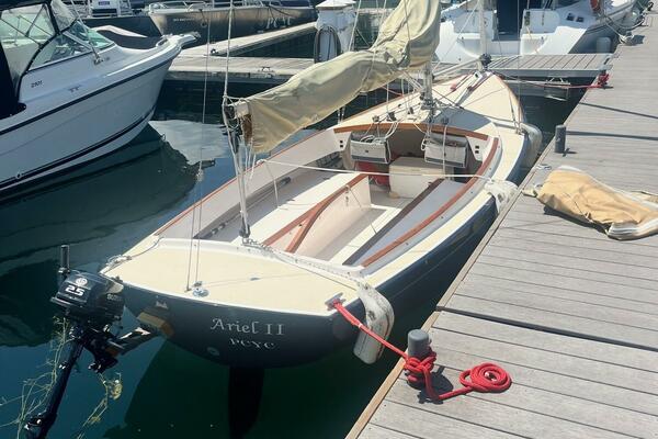 20ft Alerion Yacht For Sale