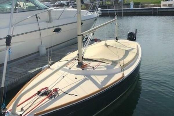 20ft Alerion Yacht For Sale