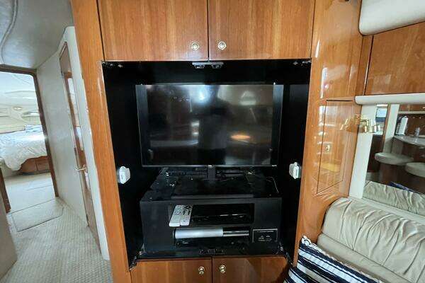 Sea Ray 630 Super Sun Sport Yacht For Sale