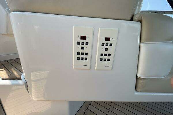 Sea Ray 630 Super Sun Sport Yacht For Sale