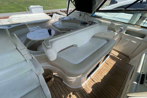 Sea Ray 630 Super Sun Sport Yacht For Sale