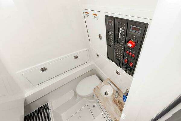 Valhalla Boatworks 33 Yacht For Sale