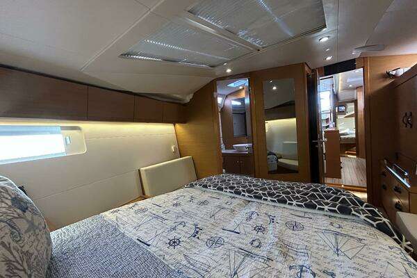 Jeanneau 54 Yacht For Sale