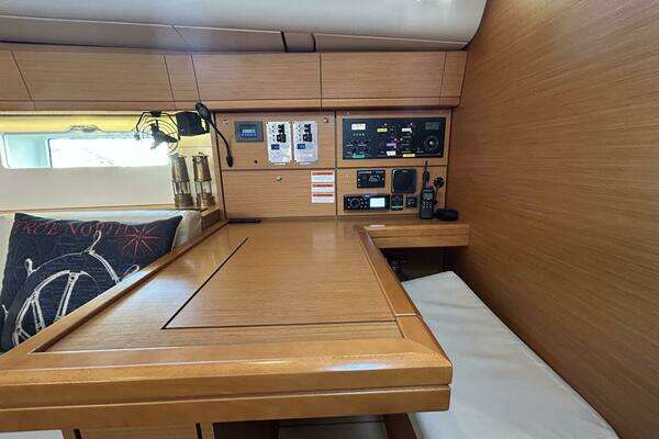 Jeanneau 54 Yacht For Sale