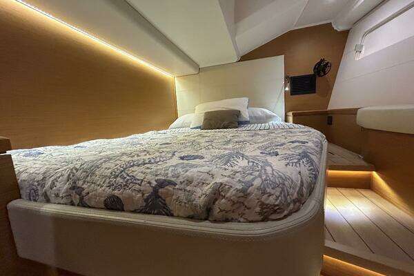 Jeanneau 54 Yacht For Sale