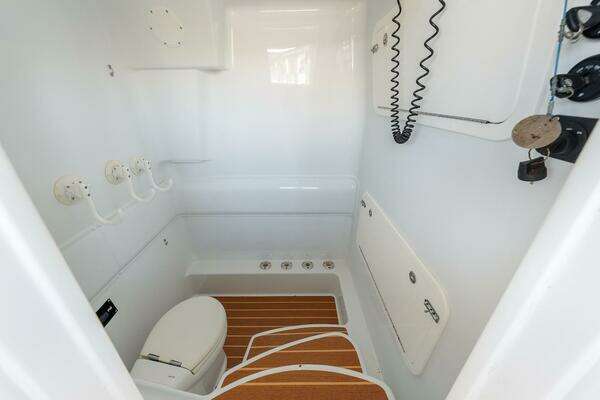 Yellowfin 39 Yacht For Sale