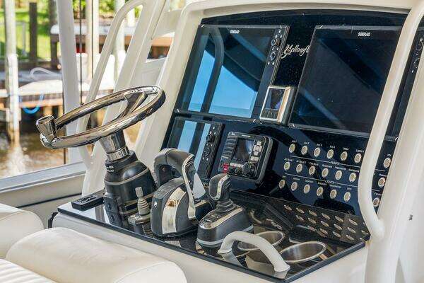 Yellowfin 39 Yacht For Sale