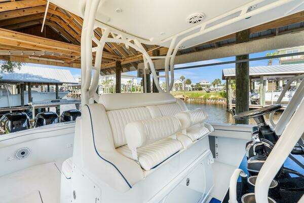 Yellowfin 39 Yacht For Sale