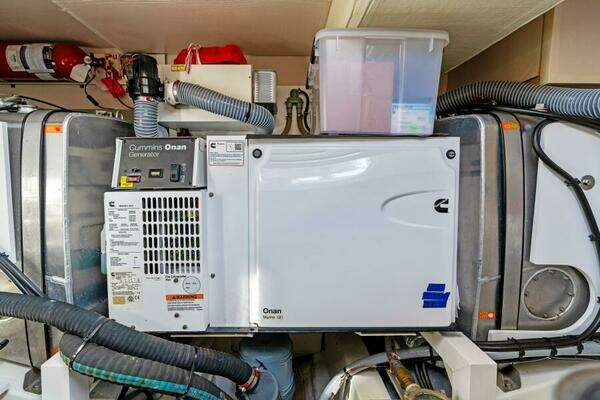 Prestige 520 Flybridge Yacht For Sale