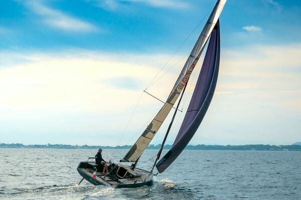 27ft Black Pepper Yacht For Sale 27ft Black Pepper Yacht For Sale