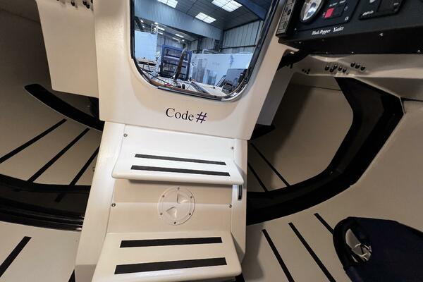 27ft Black Pepper Yacht For Sale 27ft Black Pepper Yacht For Sale