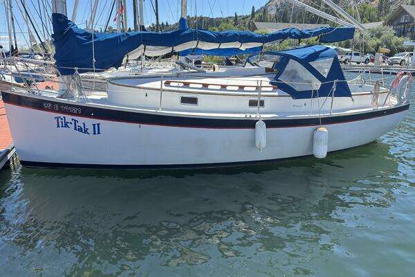 26-ft-Hinterhoeller-1985-Nonsuch 26 Classic-Tik Tak II Kelowna  British Columbia Canada  yacht for sale
