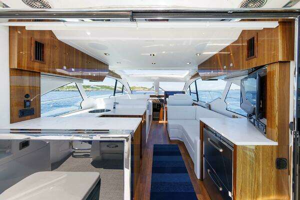 Cruisers Yachts  Yacht For Sale