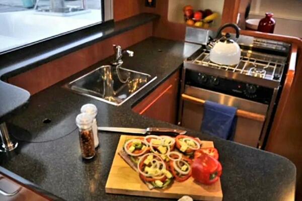 Mari Sol 39ft Leopard Yacht For Sale