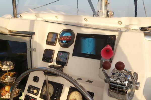 Mari Sol 39ft Leopard Yacht For Sale