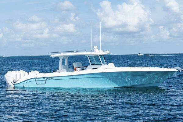 42-ft-HCB-2026-42 Lujo- Tampa Florida United States  yacht for sale