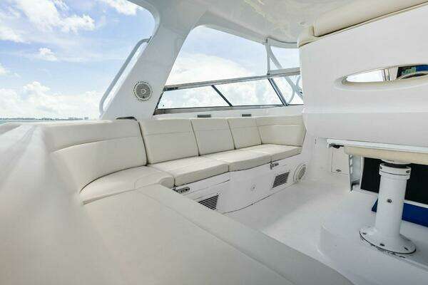 Intrepid 430 Sport Yacht Yacht For Sale