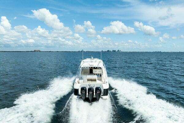 Intrepid 430 Sport Yacht Yacht For Sale