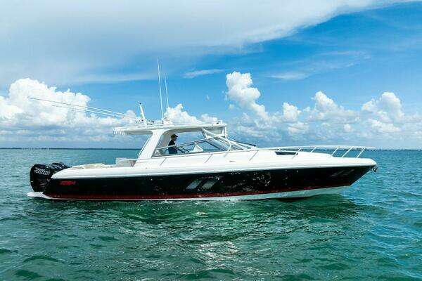 Intrepid 430 Sport Yacht Yacht For Sale