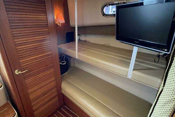 Pursuit  Yacht For Sale