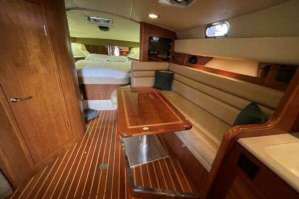 Pursuit  Yacht For Sale